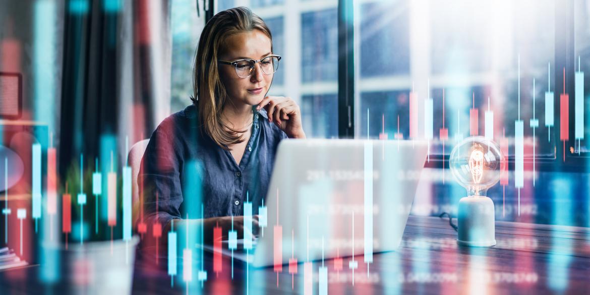 Client using computer to access website