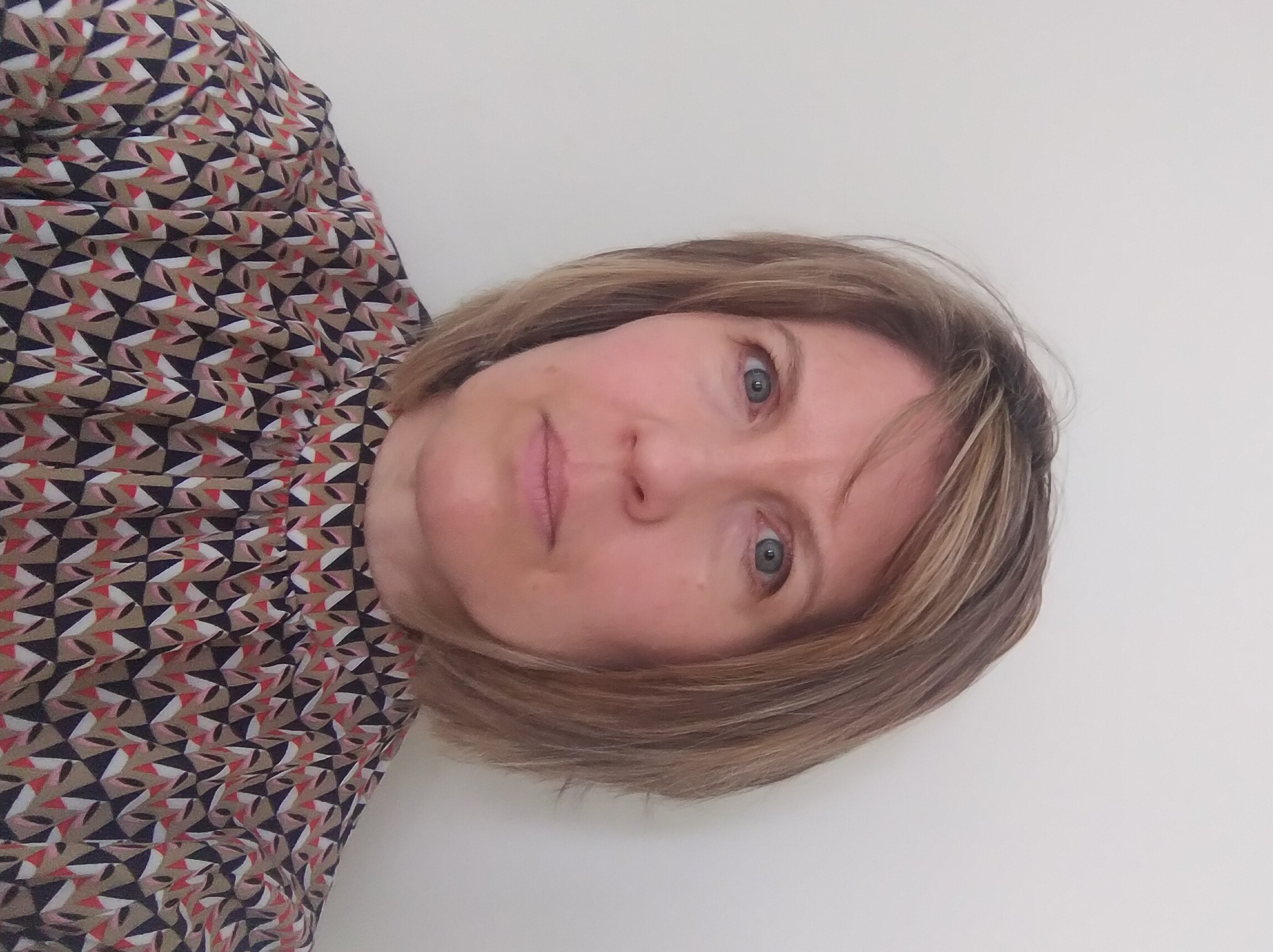 Dr. Karin Sim